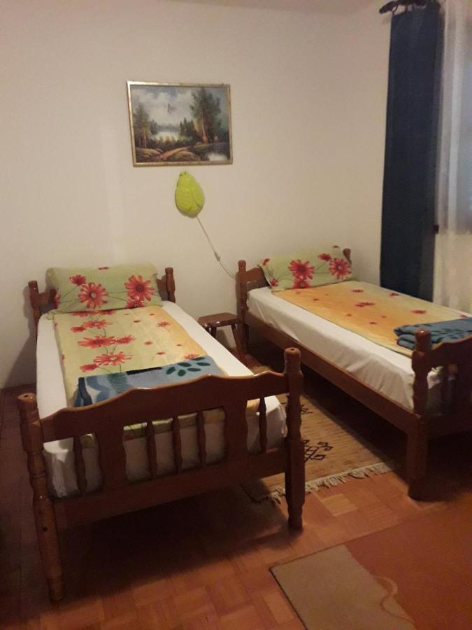 Kuca Za Odmor Zicanka Kraljevo Buitenkant foto